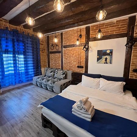 Cozy Loft В Самому Центрі Львова Apartamento Exterior foto