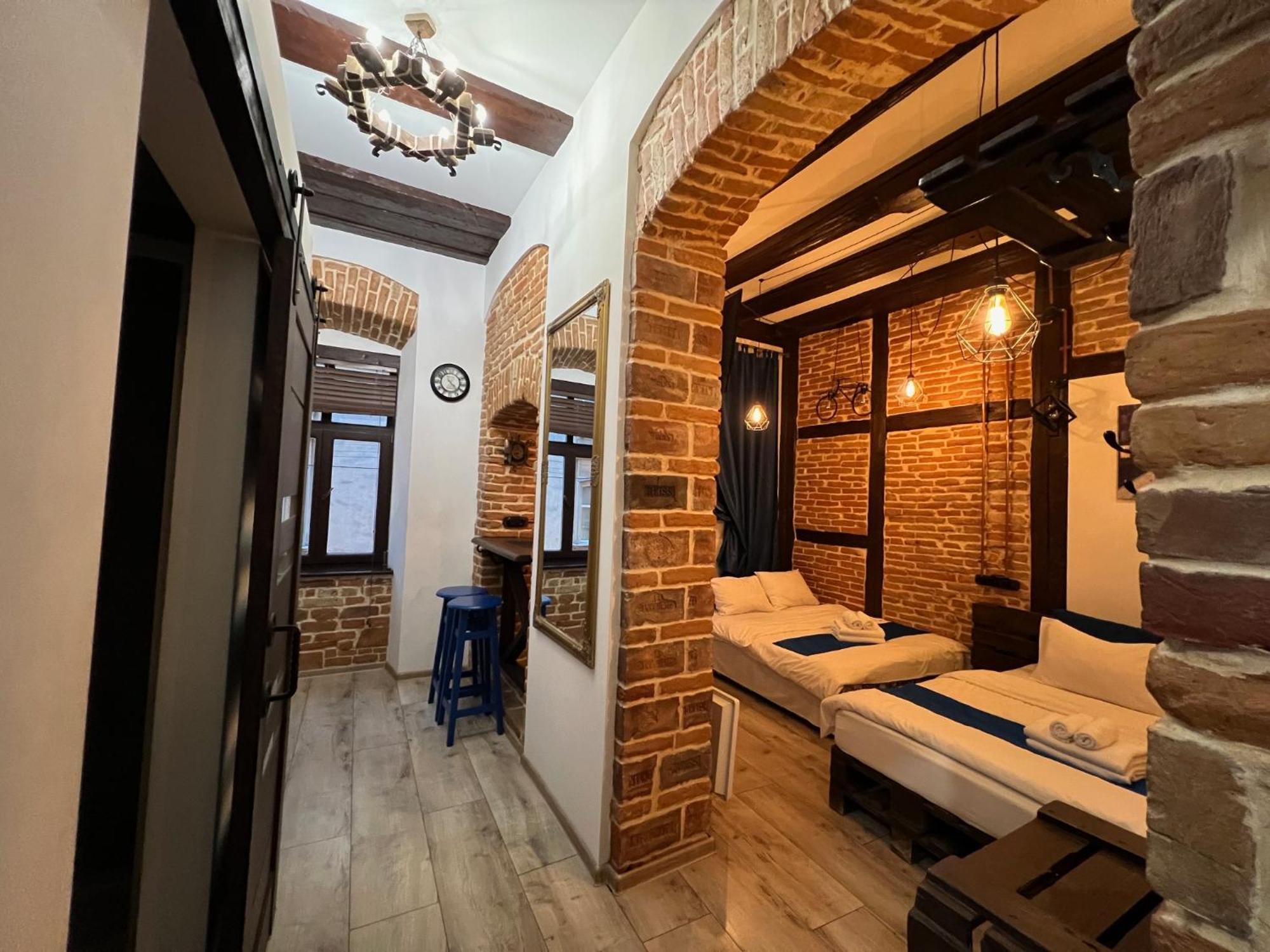 Cozy Loft В Самому Центрі Львова Apartamento Exterior foto